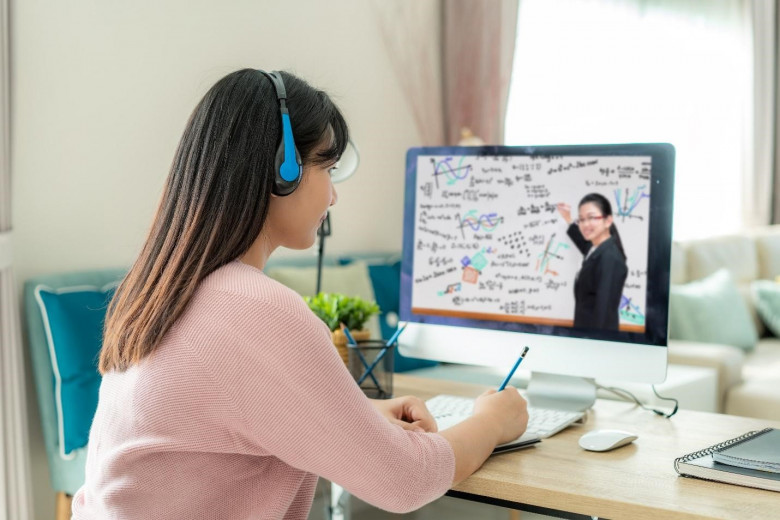 Elevate Your Learning: Insider Tips for Effective Online Classes