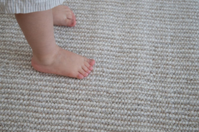 How to Style Large Wool Area Rugs to Create a Cosy and Elegant Living Room