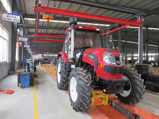 The Advantages of Small Agricultural Crawler Tractors