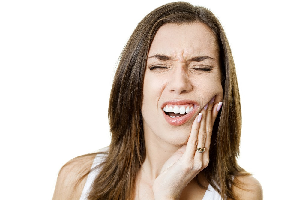 Natural and home remedies to cure toothache