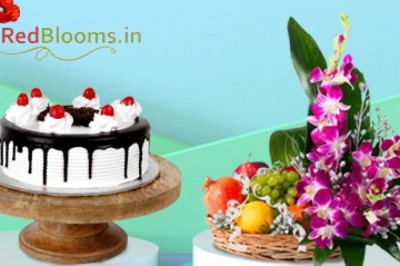 One-of-its-kind Combo with Gift Hampers Bangalore, Free Dispatches