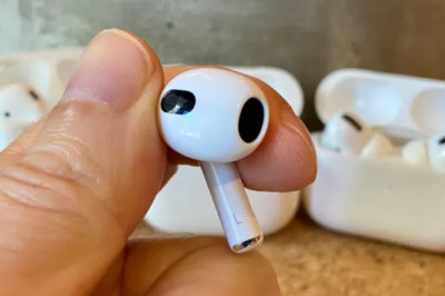 Sync into Savings: AirPods Black Friday Specials Revealed
