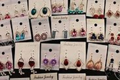 What to Look for When Buying Earrings Wholesale: A Comprehensive Guide