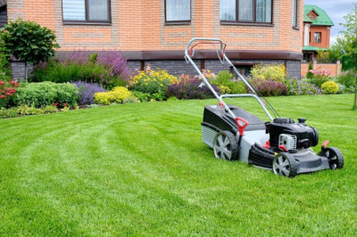 Top Lawn Service in Pompano Beach for a Greener, Healthier Lawn