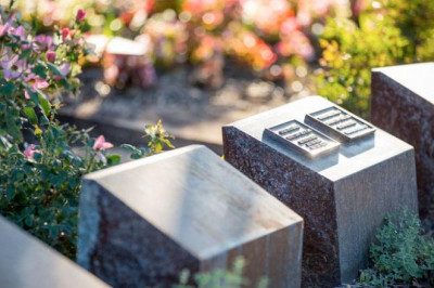 Funeral Flowers: Tips for Choosing the Perfect Arrangement