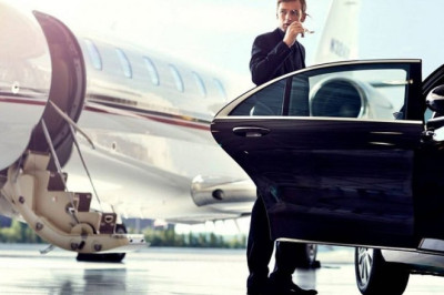 Cruising in Comfort: Weybridge’s Top Taxi Service Takes You There