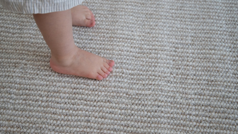How to Style Large Wool Area Rugs to Create a Cosy and Elegant Living Room